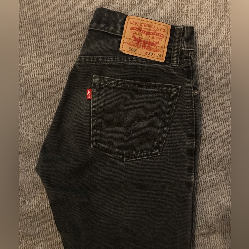 Levi’s straight fit 505 jeans